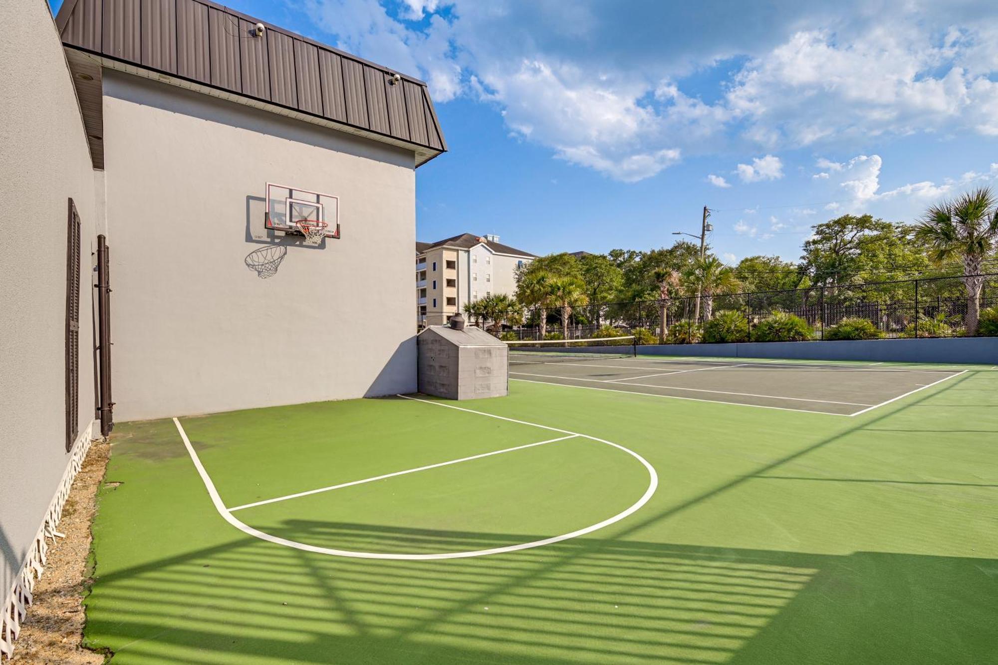 Updated Resort Condo, Walk To Myrtle Beach! Eksteriør bilde